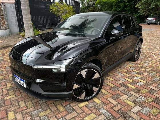 VOLVO EX30 69 KW ELÉTRICO ULTRA